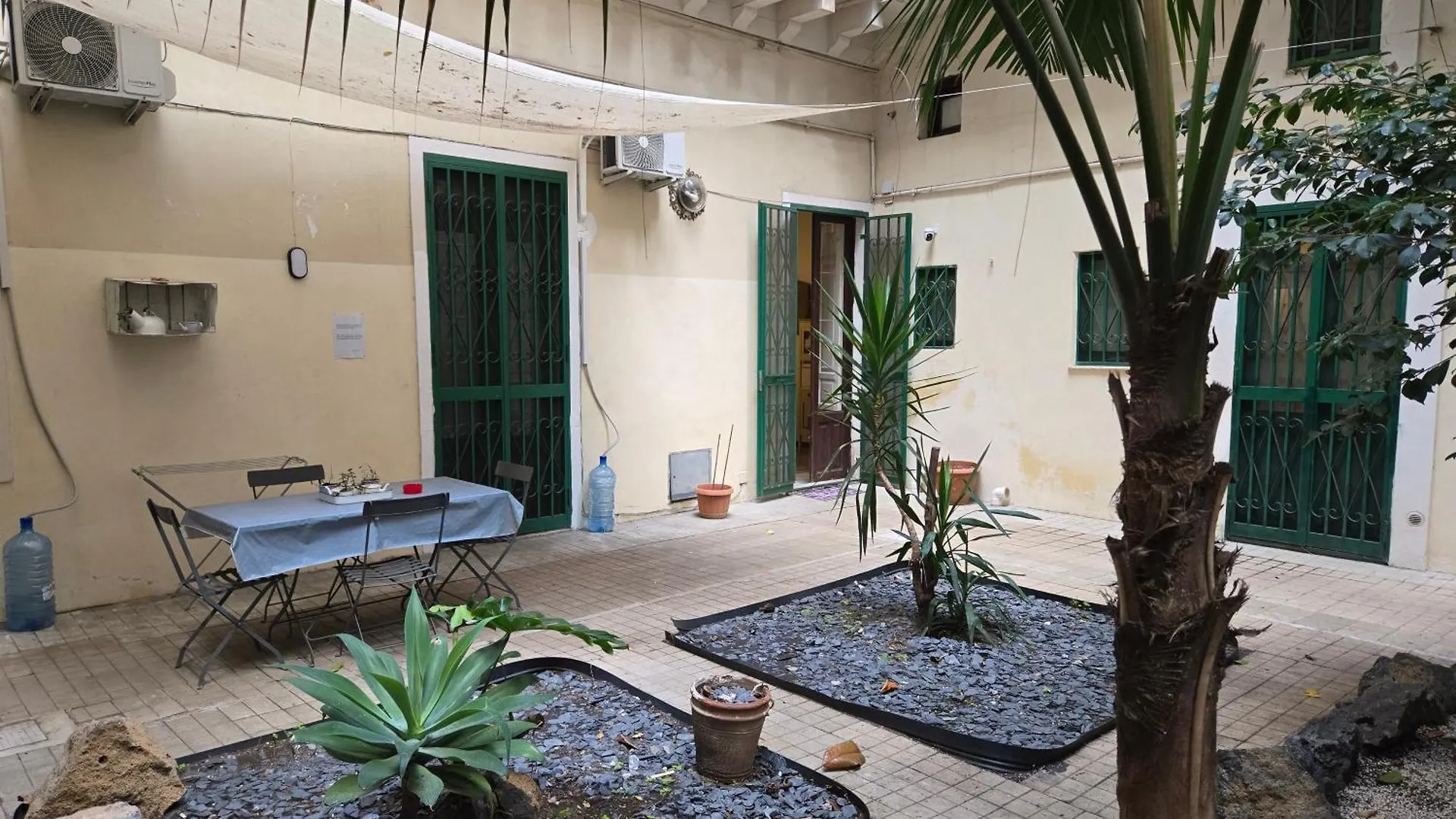 Guest house Saranton House Hotel Catania